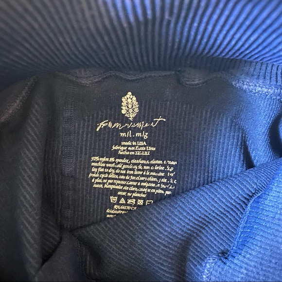 Free People navy matching set - Picture 4 of 4